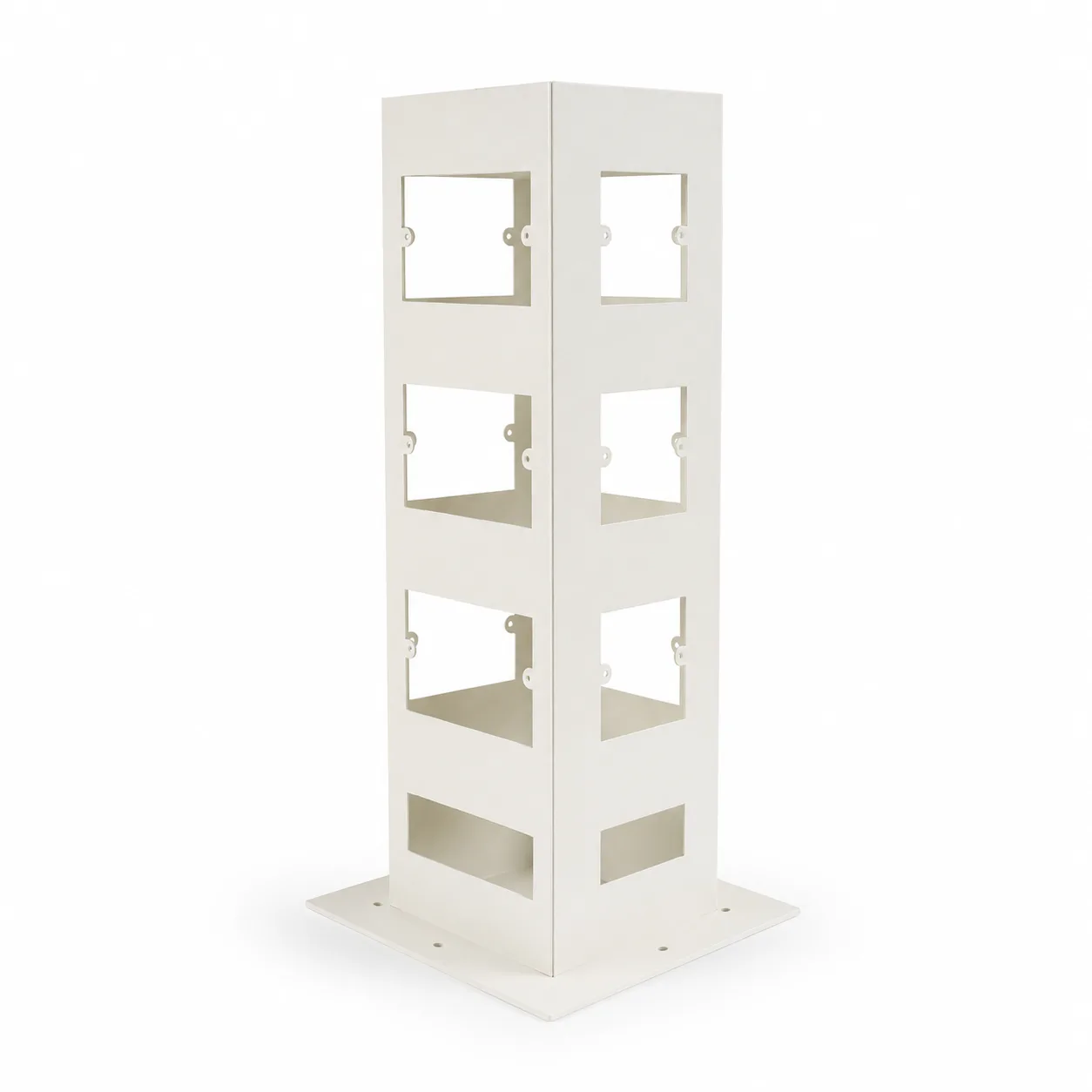 4 Way Socket Pillar