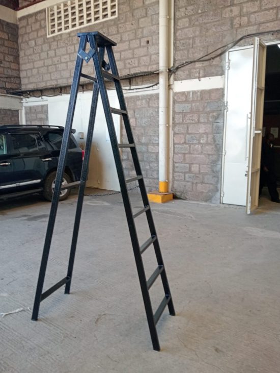 Cable Ladders - 2.42mtrs - Image 3